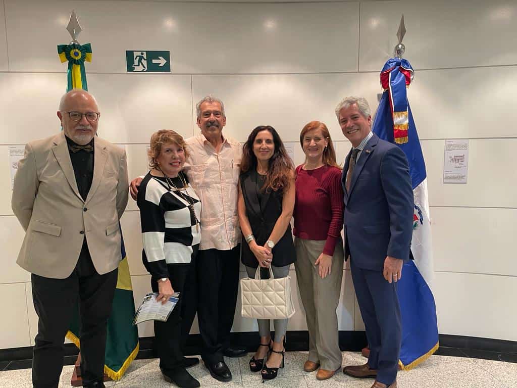 Roberto Rubio Cunillera, Andrea Ferrari, José Guillermo Guerrero, Santa Rivera y Gerlin Rosario.