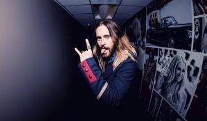 Video | Jared Leto escala el castillo Sforzesco de Milán en plena promoción de su nuevo álbum