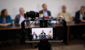 Opositores aspirantes a gobernar Venezuela creen que primarias internas traer&aacute;n uni&oacute;n