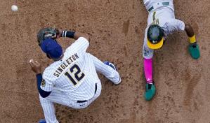 Esteury Ruiz vuela bajito en las bases y lidera toda la MLB