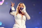 Video | Cantante Bebe Rexha, trasladada al hospital tras recibir el impacto en la cabeza de un celular Video | Cantante Bebe Rexha, trasladada al hospital tras recibir el impacto en la cabeza de un celular