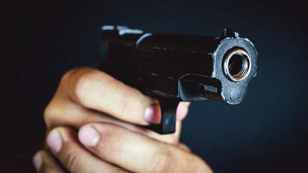 Hombre resulta herido de bala en disputa de bandas en Higüey