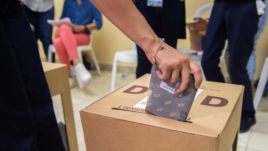 Los mayores de 35 años decidirán las elecciones del 2024 en la República Dominicana