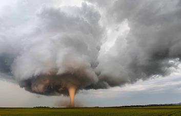 Un muerto por tornado en Misisipi, mientras tormentas y calor amenazan gran parte de EE.UU.