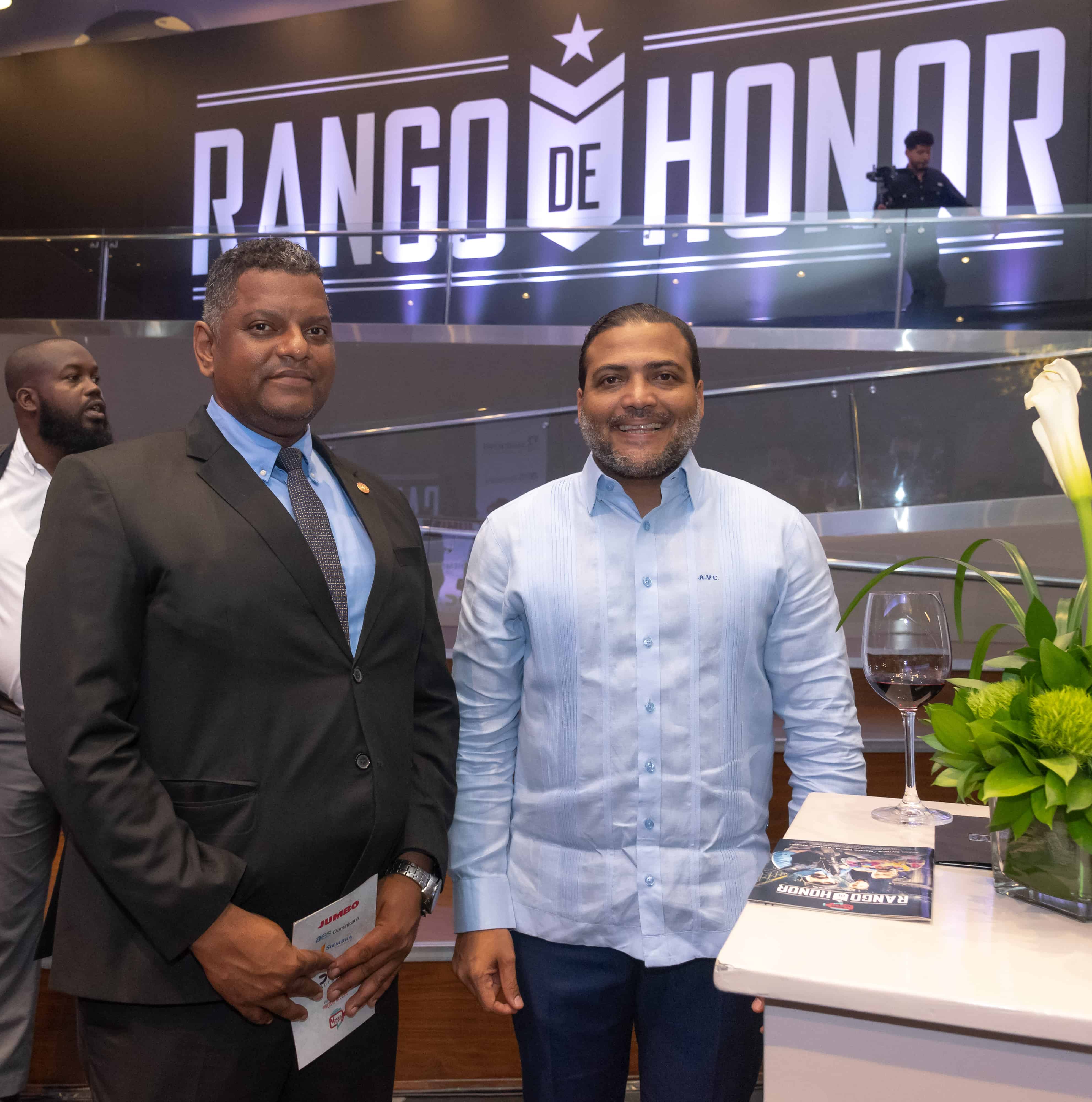 Miguel Vasquez y Amin Vásquez.