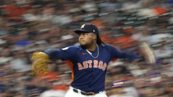 Valdez supera a Verlander y Astros se imponen a Mets por 4-2