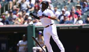 Con jonrón de Bell, Guardianes derrotan a As y barren serie