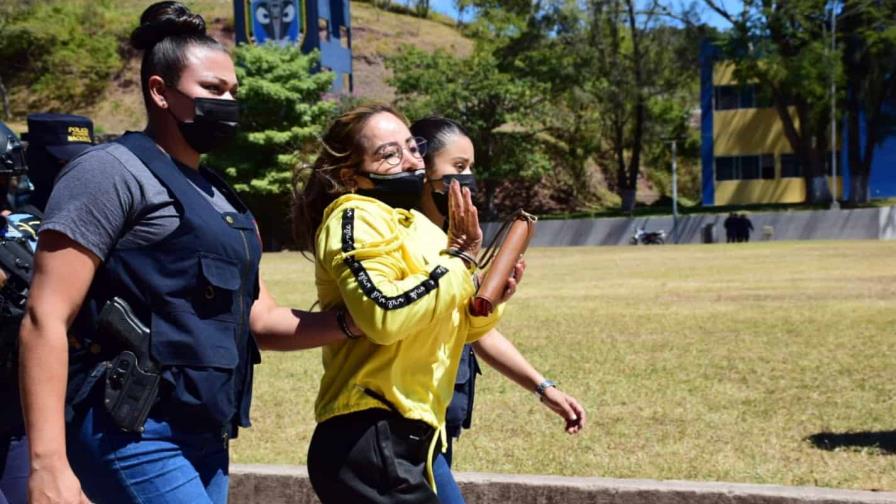 Honduras extradita a EE.UU. a mujer acusada de tráfico de personas