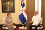 La comandante del Comando Sur de EE.UU. se reúne con Luis Abinader
