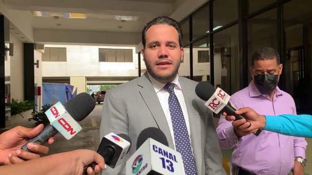 Tranques e intenciones de alargar proceso retrasan decisión final de comisión que investiga Cámara de Cuentas