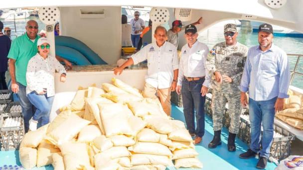 Inespre inaugura mercado de productores en Isla Saona por primera vez en 53 años