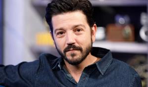 Diego Luna: Las cosas van cambiando poco a poco para los latinos, pero todavía hay mucho terreno por ganar