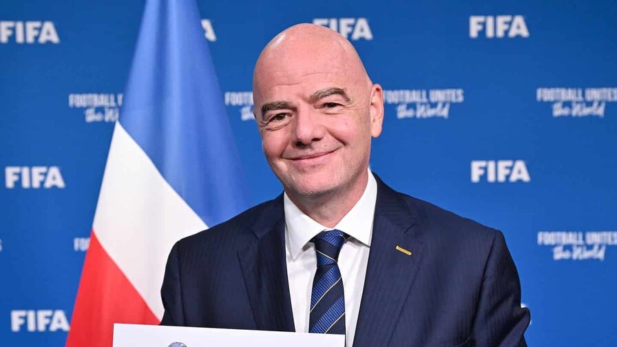 El presidente de la FIFA, Gianni Infantino, felicita al Salcedo FC por su histórico campeonato El presidente de la FIFA, Gianni Infantino, felicita al Salcedo FC por su histórico campeonato