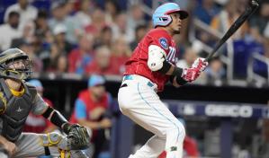 Marlins derrotan 4-3 a Piratas tras 11 innings, Arráez batea para .401