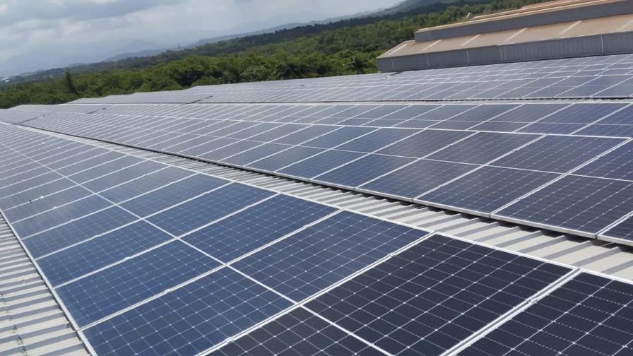 Corvi instala paneles solares para mejorar eficiencia en producción