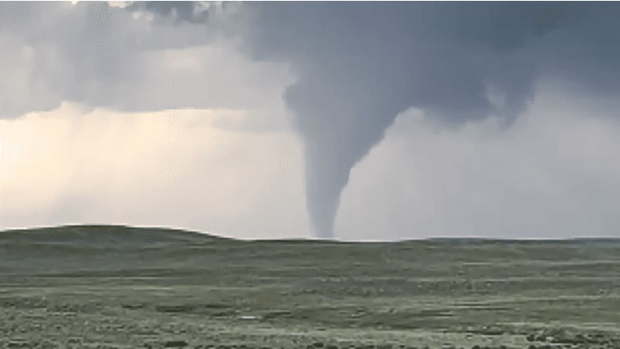 Un tornado deja ocho heridos al arrasar con una mina de carbón en Wyoming