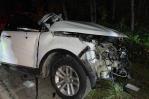Mueren tres jóvenes al chocar yipeta con poste de luz en carretera Sánchez, Nizao
