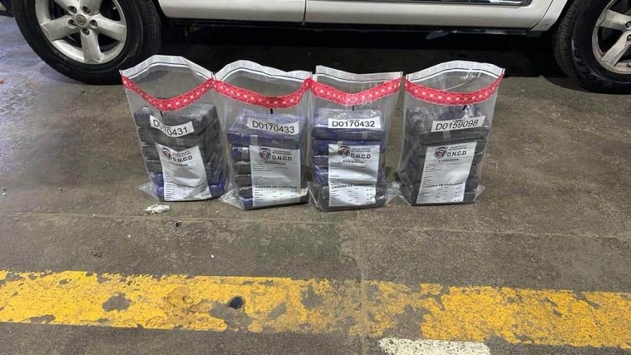 Tratan de enviar 30 paquetes de cocaína a Puerto Rico a través del ferry, DNCD lo impide
