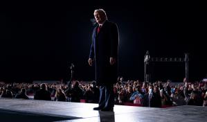 Trump reconoció tener un documento clasificado sobre Irán en una grabación