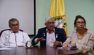 Médicos jubilados exigen revisión de pensiones y mejor seguro de salud