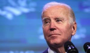 Biden llama a las universidades a garantizar la diversidad racial entre sus alumnos