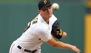 Con una séptima entrada de cinco entradas, Piratas superan por 7-1 a Padres