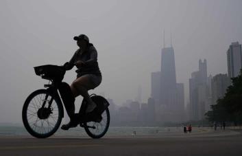 El humo de los incendios de Canadá vuelve a asfixiar ciudades como Washington DC y Chicago