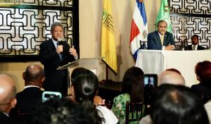 Leonel dice que recibió el país con una profunda crisis en 2004 y nunca se quejó