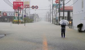 Fuertes lluvias dejan inundaciones y un desaparecido en el centro de Japón