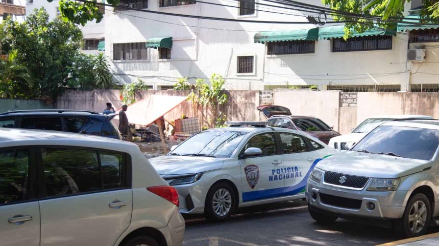 Muere mujer al caer del cuarto piso de un hotel en Bávaro