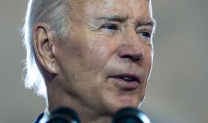 Biden advierte que el fallo del Supremo allana la discriminación al colectivo LGTBI