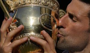 Novak Djokovic sale en busca de su 8vo título de Wimbledon y el 24to Grand Slam