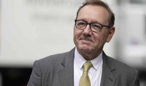 Fiscalía británica describe al actor Kevin Spacey como un acosador sexual