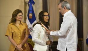 Ministro anuncia bono para maestros logren alfabetizar estudiantes oportunamente