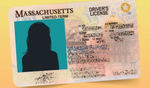 Entran en vigor las licencias de manejo para migrantes indocumentados en Massachusetts