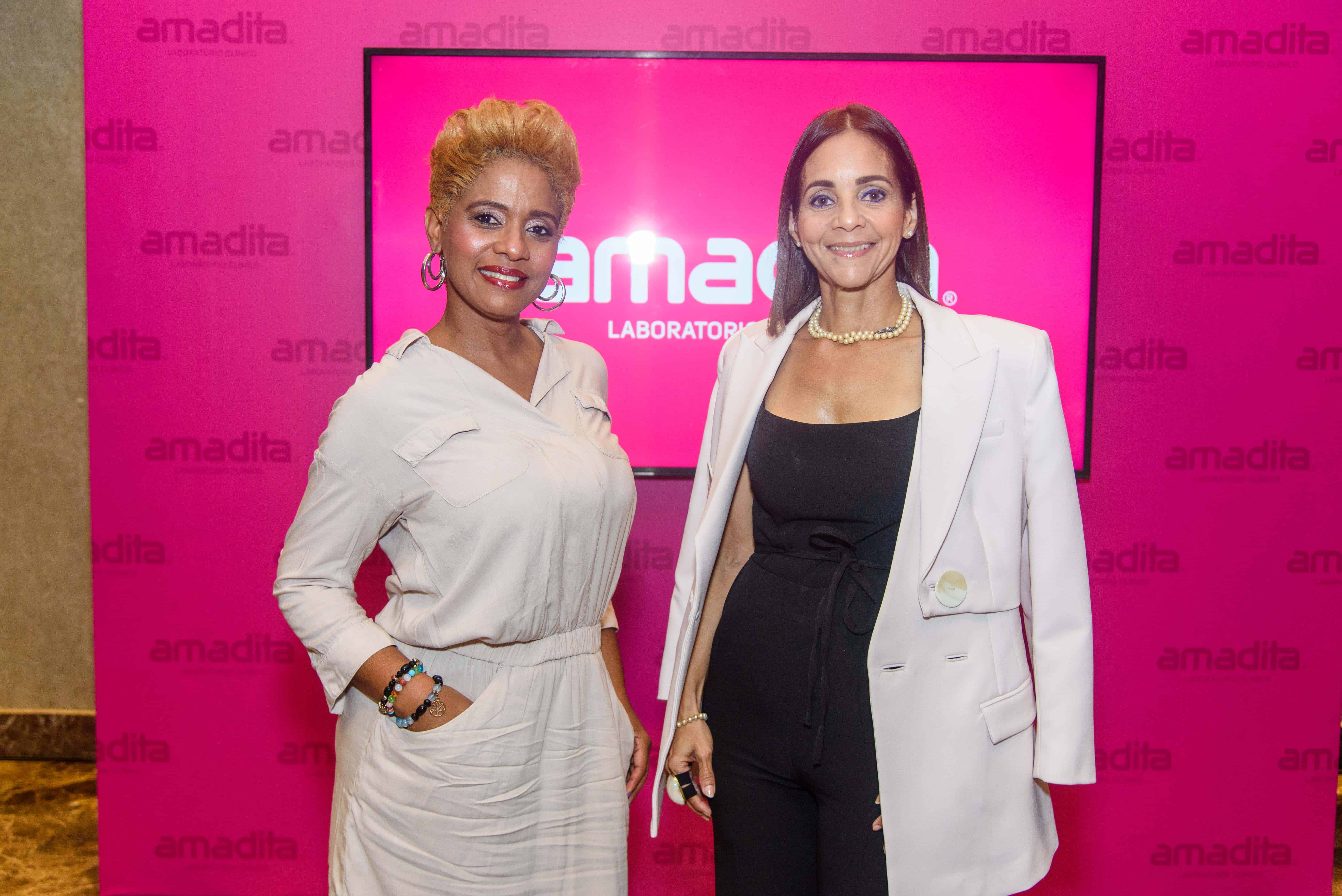 Leidy Felicia Pérez y Claudine Nova. 
