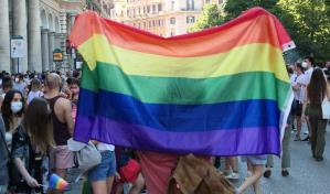 Ser mayor LGTB en España: sobrevivir a la dictadura, hacerse visible y combatir la soledad