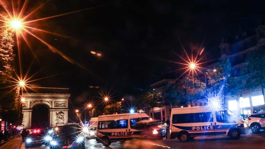 Protestas en Francia: estrellan un coche contra la casa de un alcalde