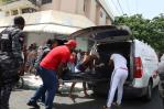 Hombre mata expareja  y se lanza del puente de la 17 durante persecución Hombre mata expareja  y se lanza del puente de la 17 durante persecución