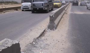 Abren 14 accesos en muro de autopista de San Isidro
