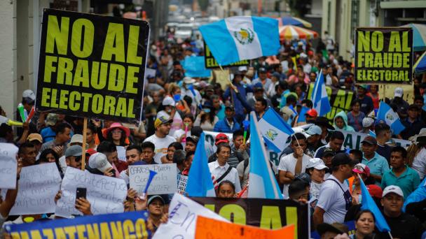 Suspensión de resultados genera incertidumbre en elecciones de Guatemala
