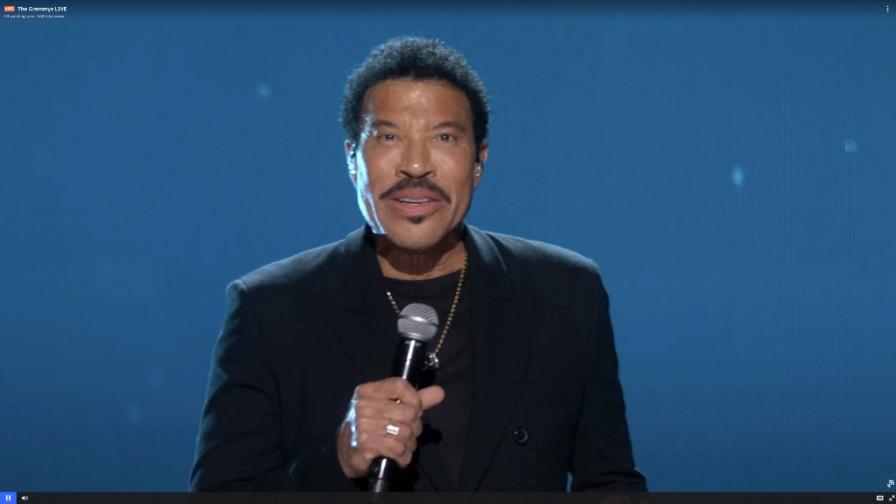 Lionel Richie enciende el Festival de Montreux en un derroche de energía musical