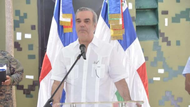 Presidente Abinader se reintegra a labores después del COVID-19