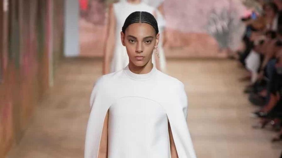 Rosanna Ovalles, la primera modelo dominicana en abrir desfile de Alta Costura de Dior en París