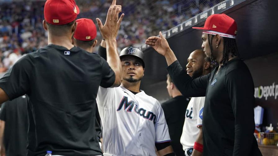 Bate de Jesús Sánchez lidera paliza 15-2 de Marlins ante Cardenales