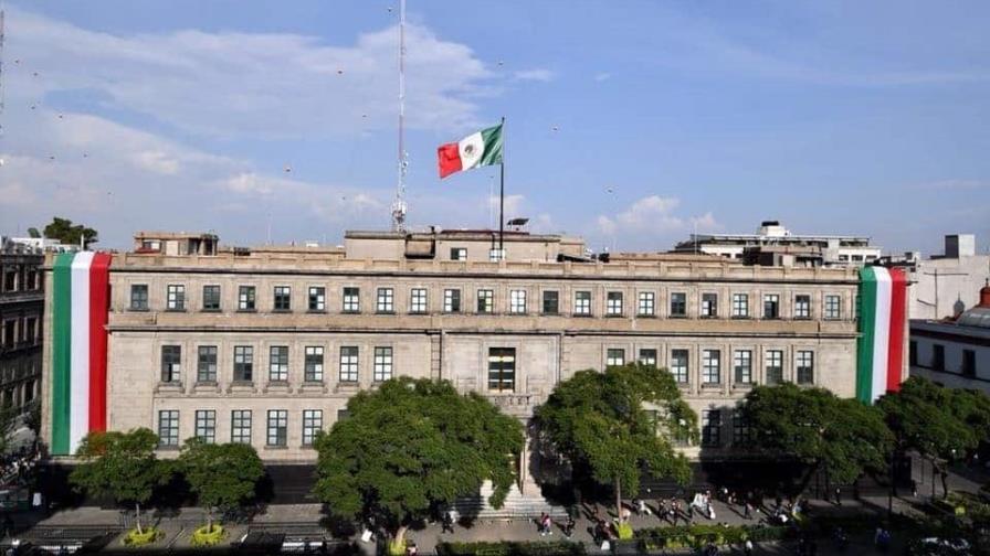 Supremo mexicano aclara que salarios de ministros no pueden reducirse por otros poderes