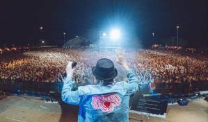 Juan Luis Guerra reúne a 16.000 espectadores en el Palau Sant Jordi Barcelona