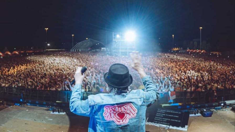 Juan Luis Guerra reúne a 16.000 espectadores en el Palau Sant Jordi Barcelona