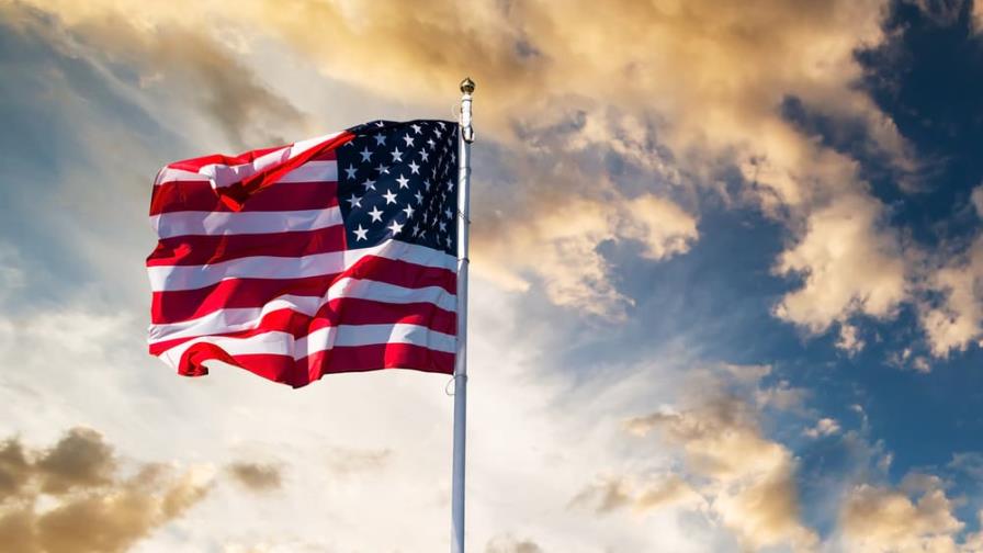 La bandera estadounidense no siempre fue venerada como lo es hoy; Al principio, fue una ocurrencia tardía La bandera estadounidense no siempre fue venerada como lo es hoy; Al principio, fue una ocurrencia tardía