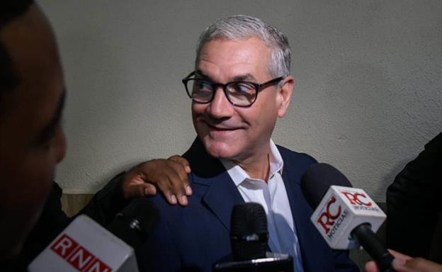 Gonzalo Castillo reacciona a acto que apoya su precandidatura presidencial